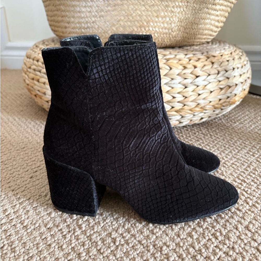 Aldo Black Croc-Embossed Ankle Booties